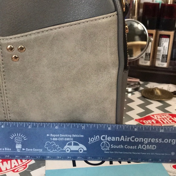 Grey crossbody - Picture 5 of 6